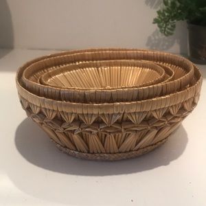Vintage 1960s Nesting Baskets